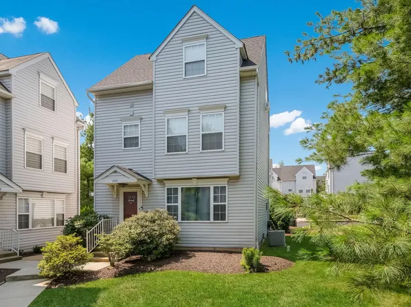 590 Penn St, Pennsburg, PA 18073