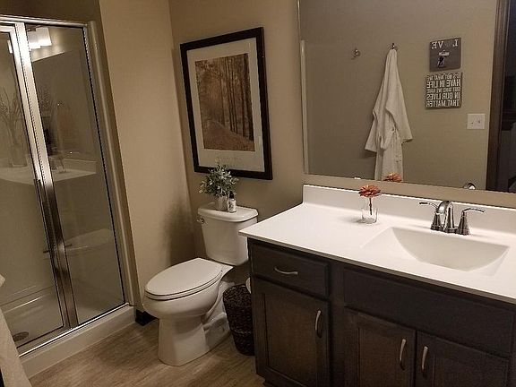 3rd bathroom (upstairs)