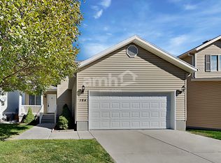 154 Crystal Bay Dr, Stansbury Park, UT 84074