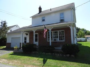 68 General R Parker Ave, Cadyville, NY 12918