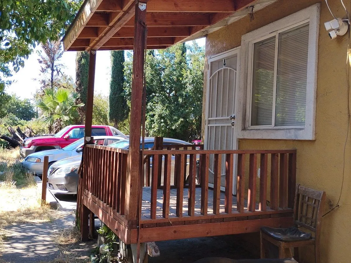 2 bed, $1,795 — Photo 3