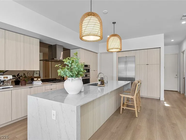 4053 Heron Fairway Dr — Photo 36
