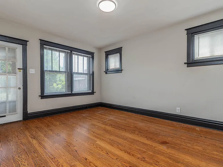4216 Neosho St #1W — Photo 4