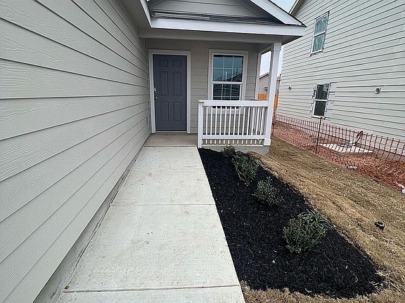 2nd image of 6418 Kemper Pl