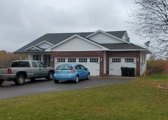 2nd image of 814 Winsome Way NE
