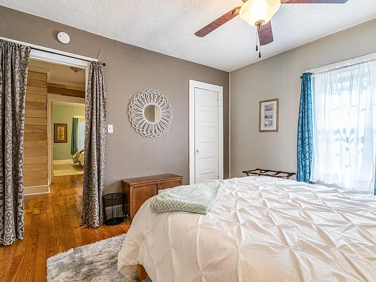 1300 Sparkman St SW — Photo 33
