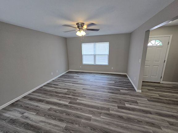3rd image of 400 Daniel Ct #400