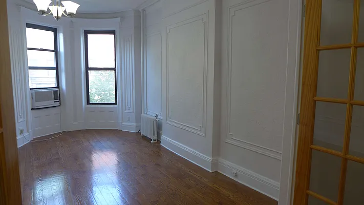 Rented by Garfield Realty  | media 30