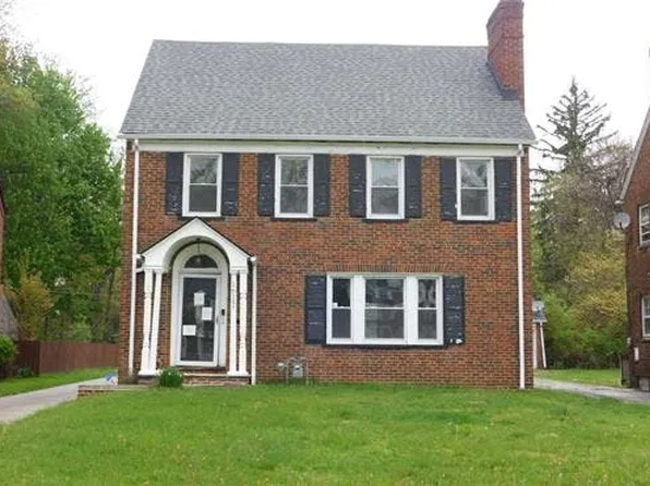 16157 Glynn Rd, East Cleveland, OH 44112