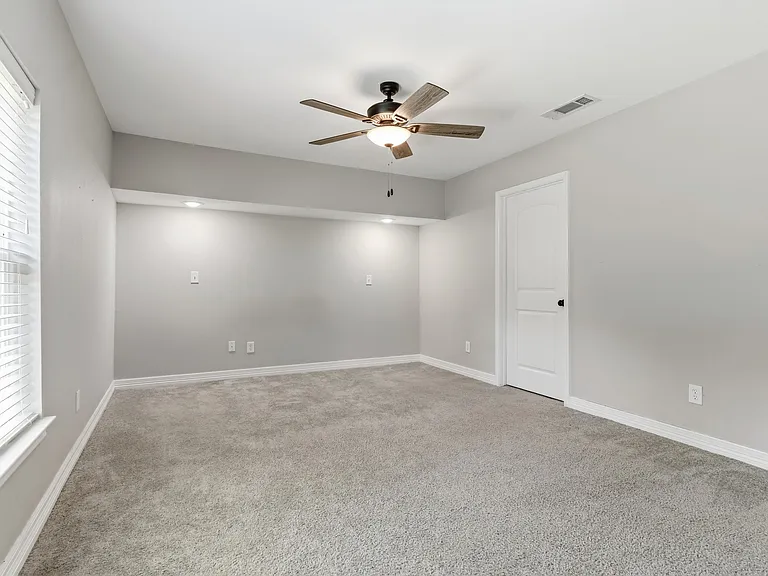 165 Morris Dr — Photo 23
