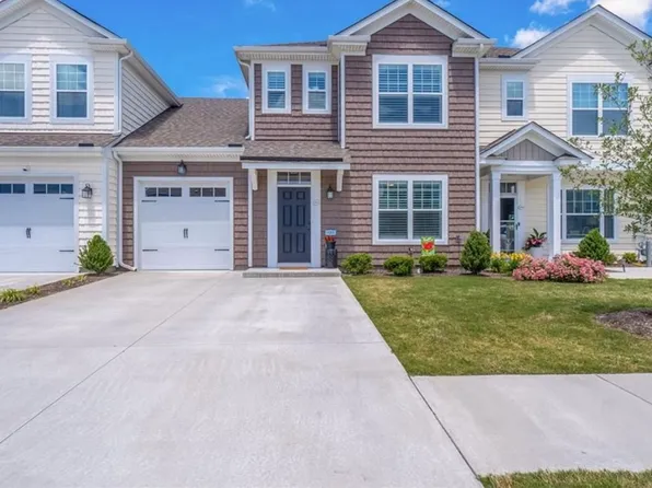 1918 Dobson Ct, Chesapeake, VA 23322