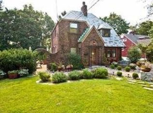 567 Teaneck Rd, Ridgefield Park, NJ 07660