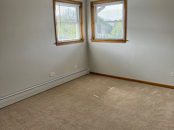 4th image of 8500 W Catalpa Ave #G1