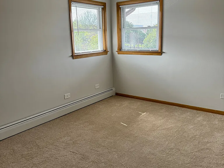 8500 W Catalpa Ave #G1 — Photo 4