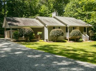 105 Gray Wolf Ct, Waleska, GA