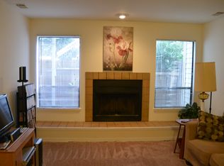 1527 Hood Rd UNIT B, Sacramento, CA 95825