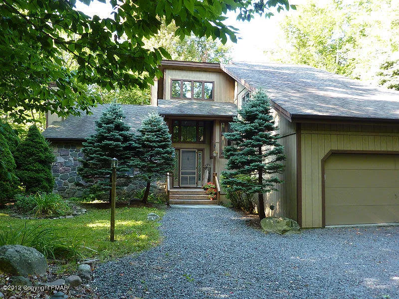 210 Buckskin Way photo 1