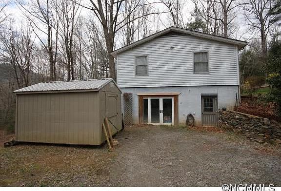 3rd image of 385 Bass Lake Dr