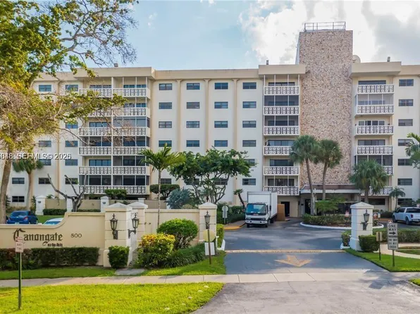 800 NE 195th St APT 720, North Miami Beach, FL 33179