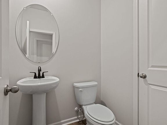 3rd image of 9 Torwood St