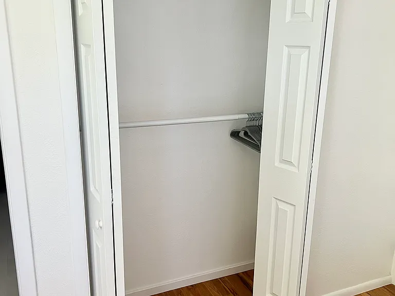 1804 Mapleton Ave — Photo 35