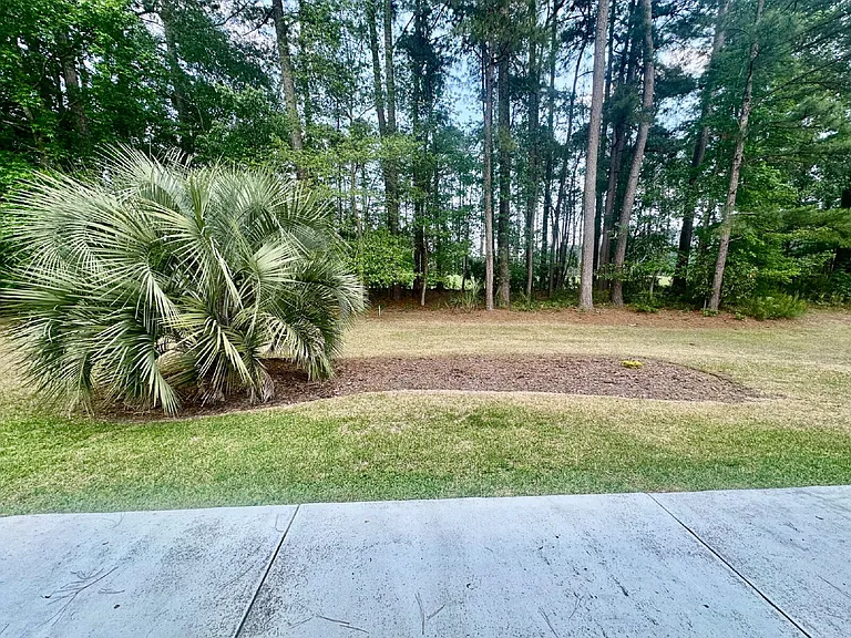 30 Raymond Rd — Photo 31