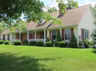 1521 Suedberg Rd, Pine Grove, PA 17963