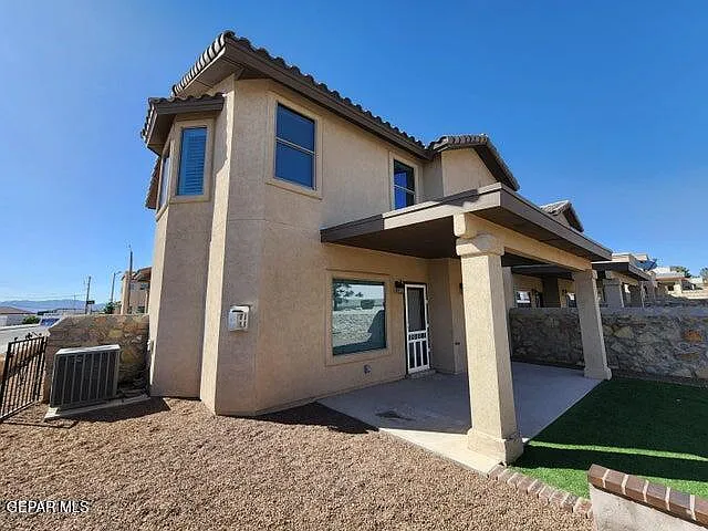 11730 Dos Palmas Dr #B — Photo 2