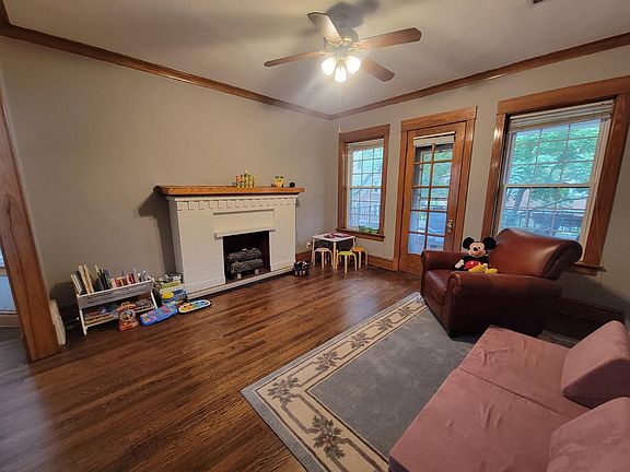 4th image of 1730 W Winnemac Ave #2
