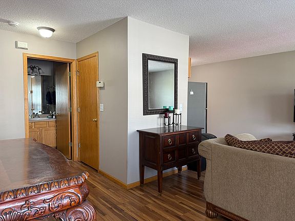 3rd image of 2541 Cobble Hill Ct Unit E