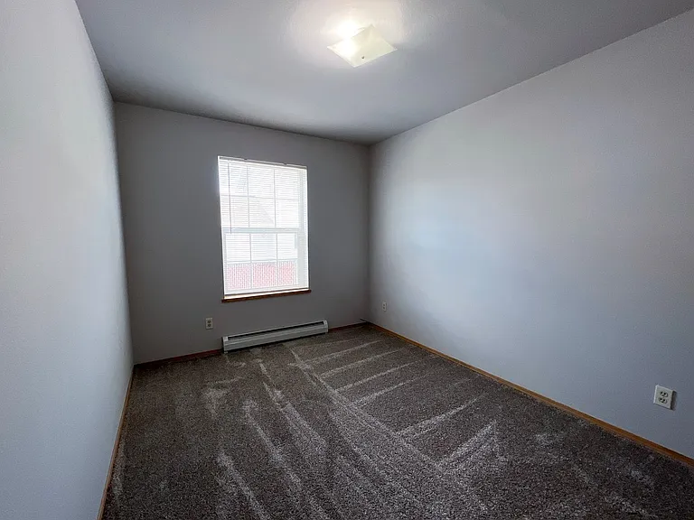 201 & 203 N Hunters Way — Photo 18