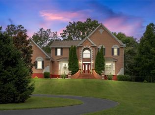 3702 Philip Meadows Ct, Florissant, MO