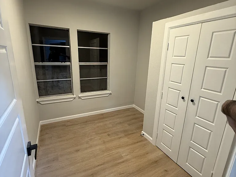 758 Bethpage Ave — Photo 26