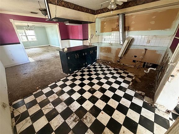 3rd image of 37072 Janet Cir