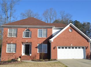 799 Sunny Field Ln, Lawrenceville, GA 30043