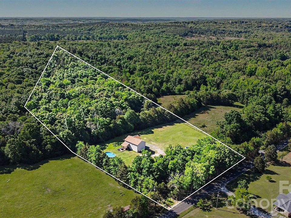 1st image of 3401 Shillinglaw Rd