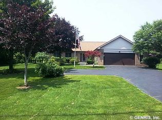 7181 Furnace Rd, Ontario, NY 14519