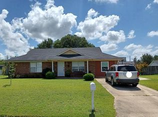 802 Amy Ct, Hinesville, GA 31313