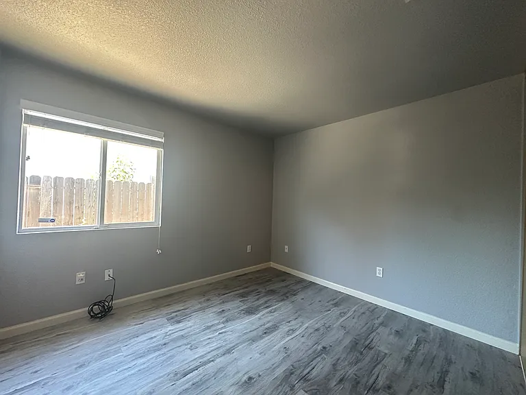 7742 McBride Way — Photo 14