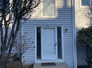 20 Valley Run Dr #20, Cromwell, CT 06416