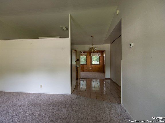 5th image of 713 Mitchell Ave