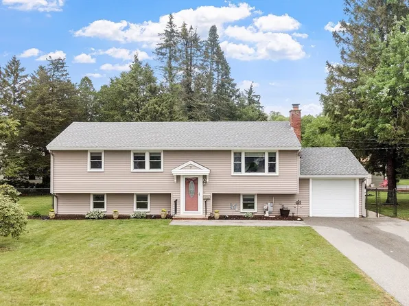 3 Grant St, Peabody, MA 01960
