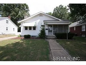 1219 W Main St photo 1