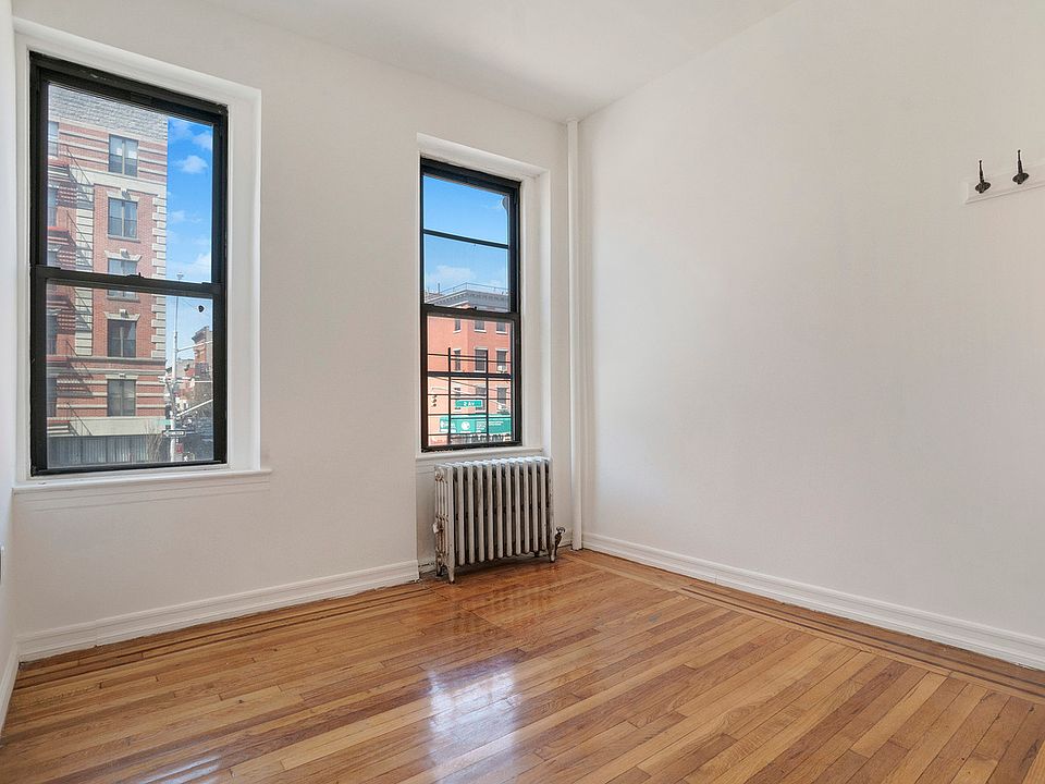 1st image of 2276 2nd Ave #2D