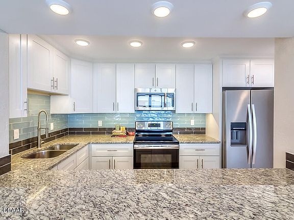 5th image of 3043 S Atlantic Ave #W020