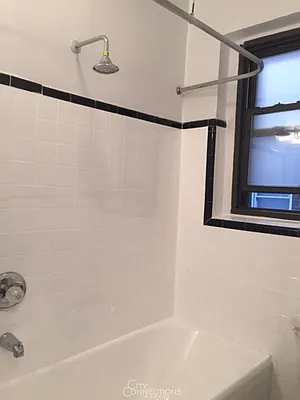 Rented by City Connections Realty | media 11