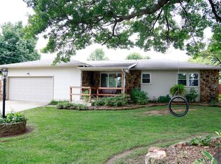 3902 W Dover St, Springfield, MO 65802