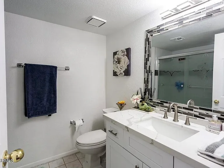 11015 W Laurelwood Ln — Photo 30
