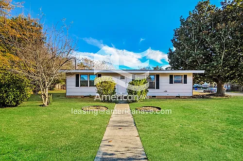 741 Moriston Rd Photo 1