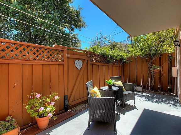 5th image of 1656 Brookvale Dr
